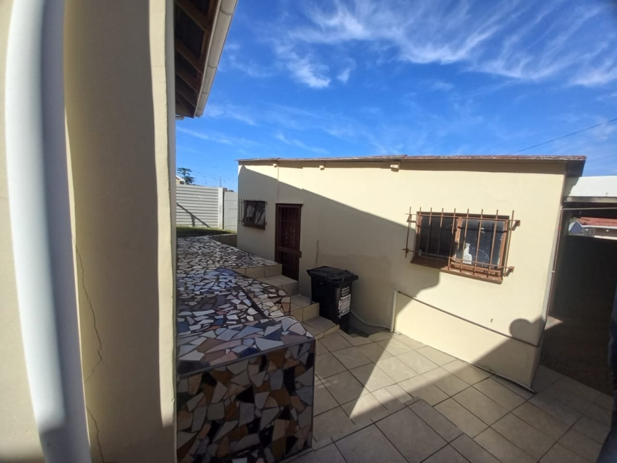 3 Bedroom Property for Sale in Cambridge West Eastern Cape